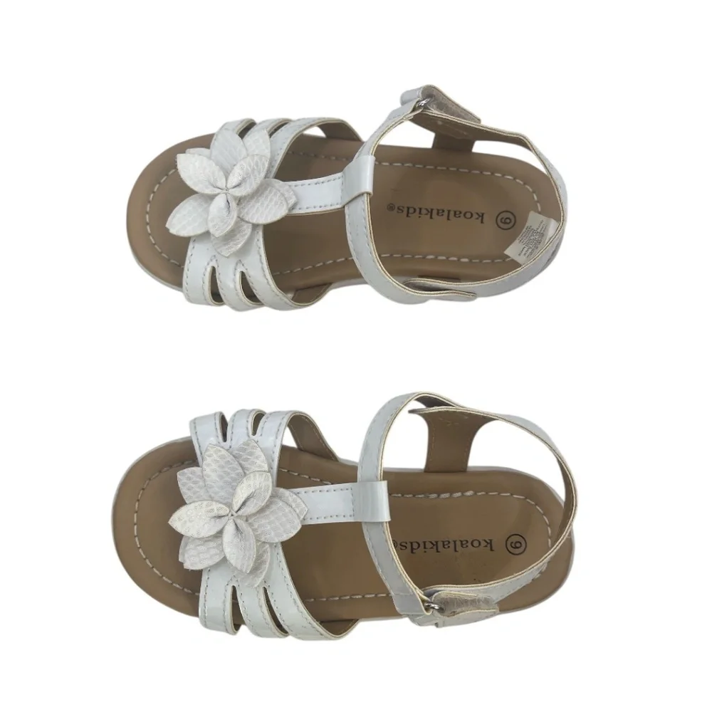 Koala Kids Little Girls White Patten Leather Sandals with Flower Bow‎ Size 9